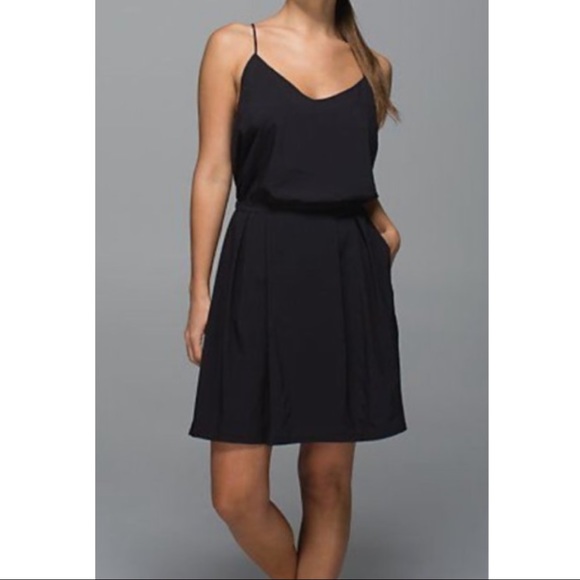 lululemon athletica Dresses & Skirts - Lululemon City Summer Keyhole Back Athletic Dress